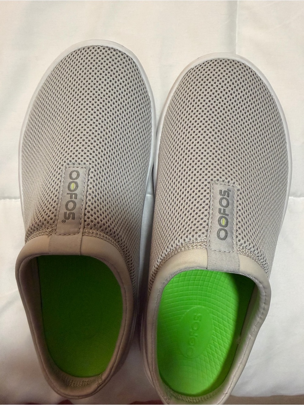 OOFOS Slip-On Mesh Recovery Shoes in Light Gray with Bright Green Insole